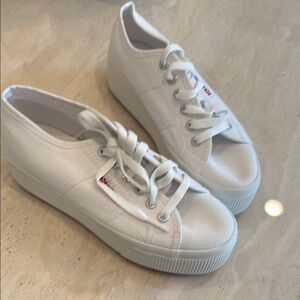 Never Worn Platform Superga Tennis Shoes- Size 6